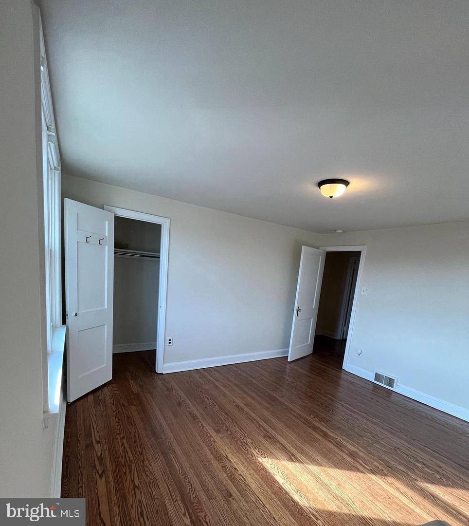 2227 Dermond Avenue Upper Darby, PA 19082 - Photo 10 of 15