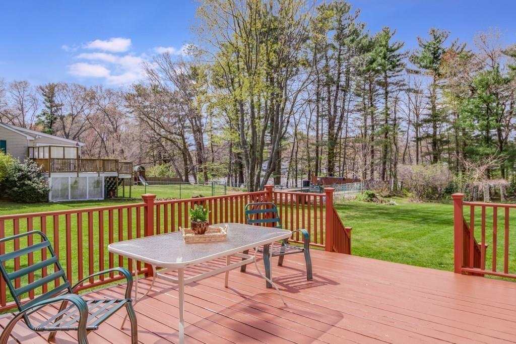 38 Edgemere Road Lynnfield, MA 01940 - Photo 6 of 42 Gallery Image 6