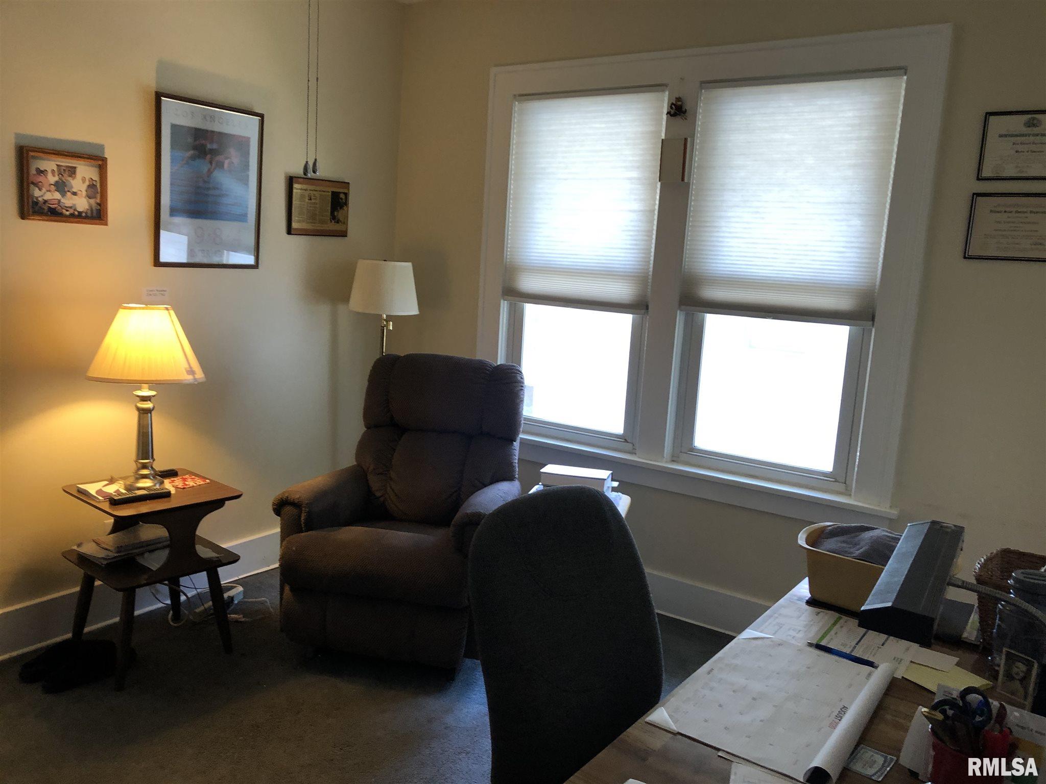 2073 North 8th Street Springfield, IL 62702 - Photo 13 of 21
