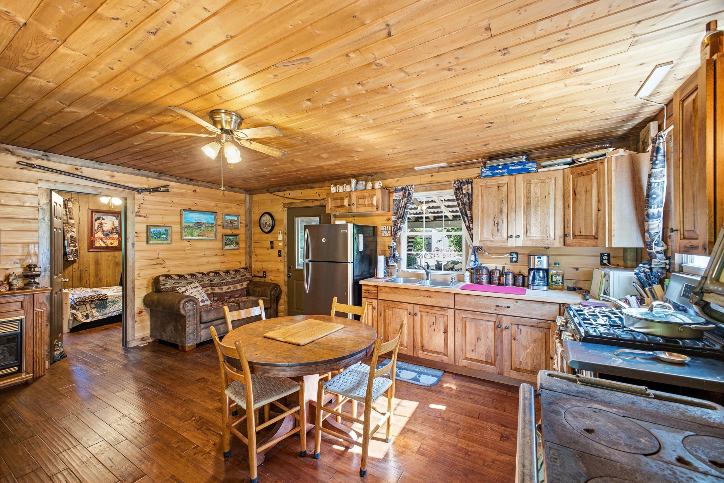 5855 Jollett Road Elkton, VA 22827 - Photo 12 of 74