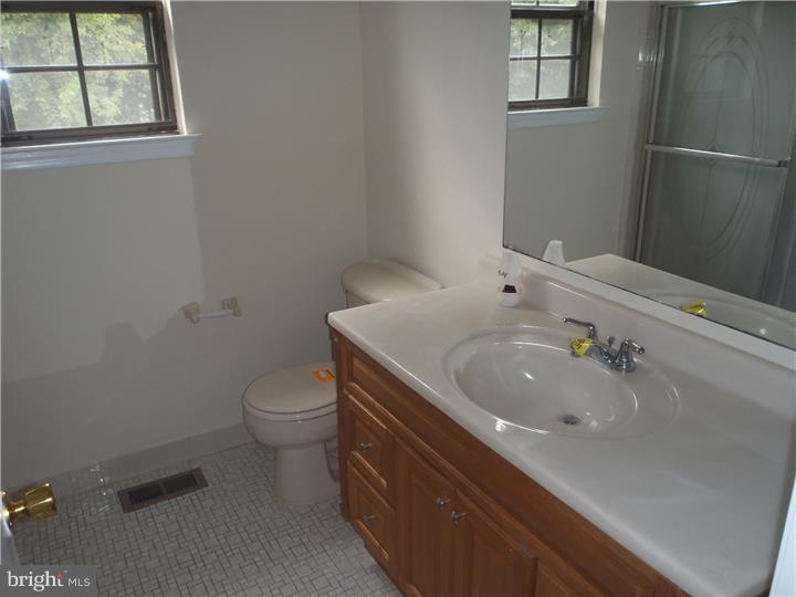 48 Euston Road West Evesham, NJ 08053 - Photo 11 of 15 Bathroom
