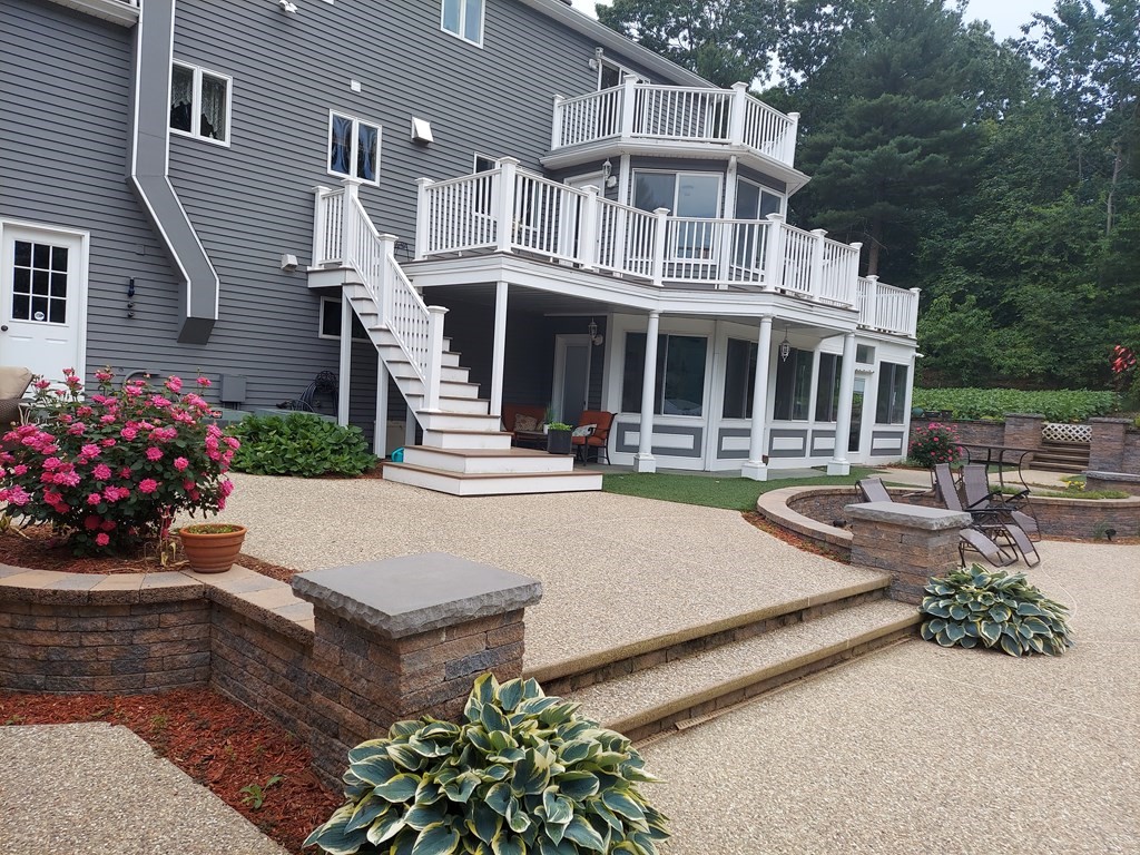 12 Devonshire Road Middleton, MA 01949 - Photo 31 of 36 Gallery Image 31