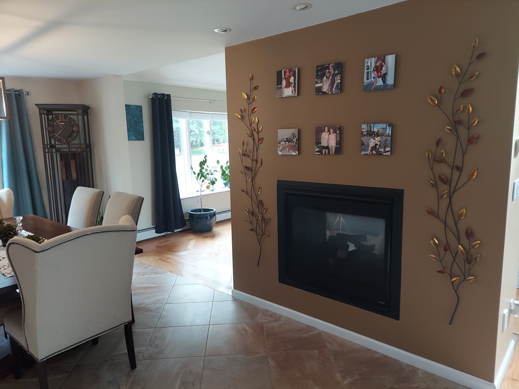 12 Devonshire Road Middleton, MA 01949 - Photo 6 of 36 Gallery Image 6
