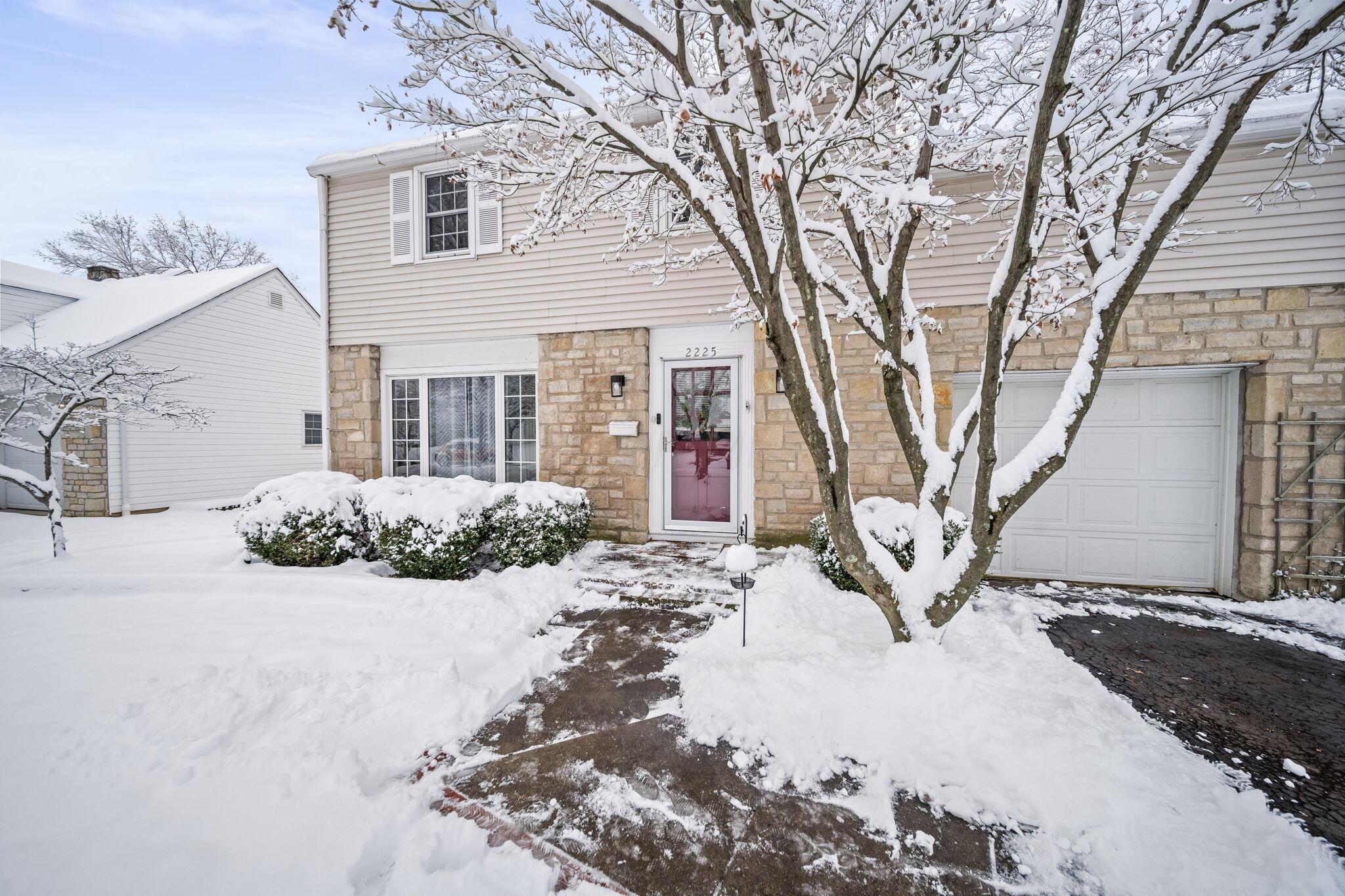 2225 Swansea Road Columbus, OH 43221 - Photo 6 of 62 2-web-or-mls-A7402525