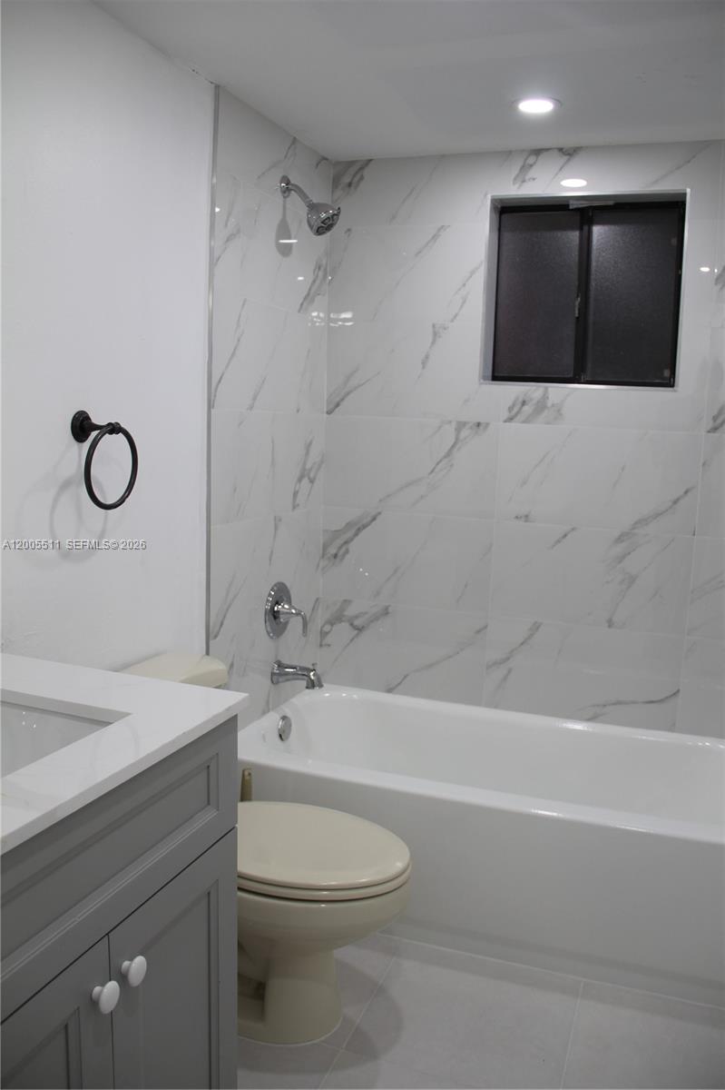 8700 Southwest 133rd Avenue Road, Unit 301 Miami, FL 33183 - Photo 19 of 33