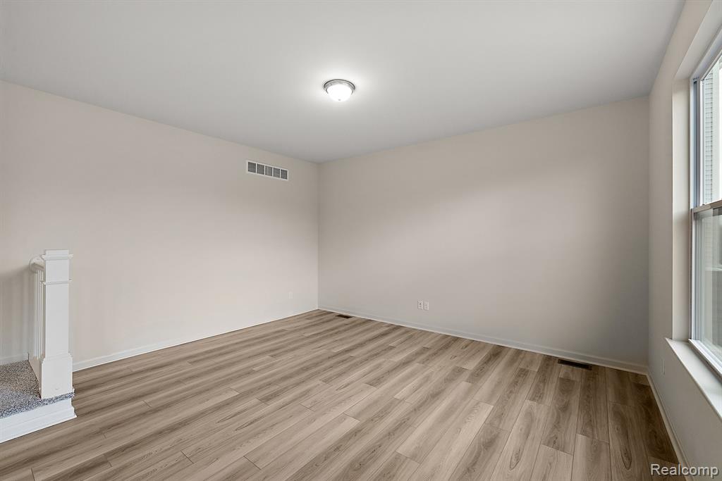 1302 Hasty Road Howell, MI 48843 - Photo 35 of 39