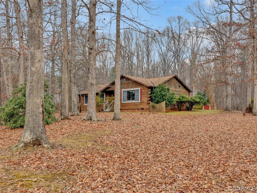 2158 Hunters Mill Road Powhatan, VA 23139 - Photo 6 of 42 Gallery Image 6
