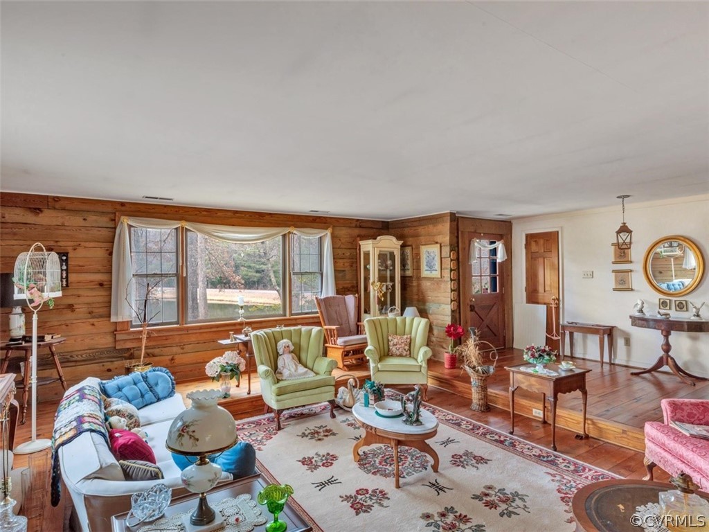 2158 Hunters Mill Road Powhatan, VA 23139 - Photo 8 of 42 Gallery Image 8