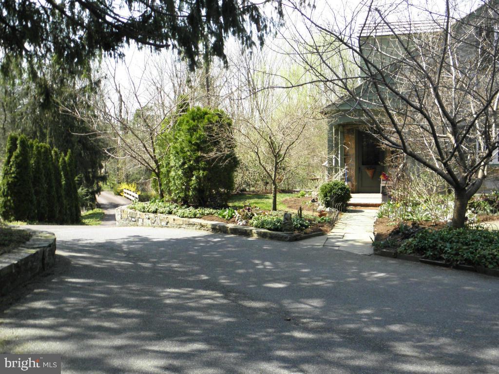 1320 Creek Road Leola, PA 17540 - Photo 21 of 23 Gallery Image 21