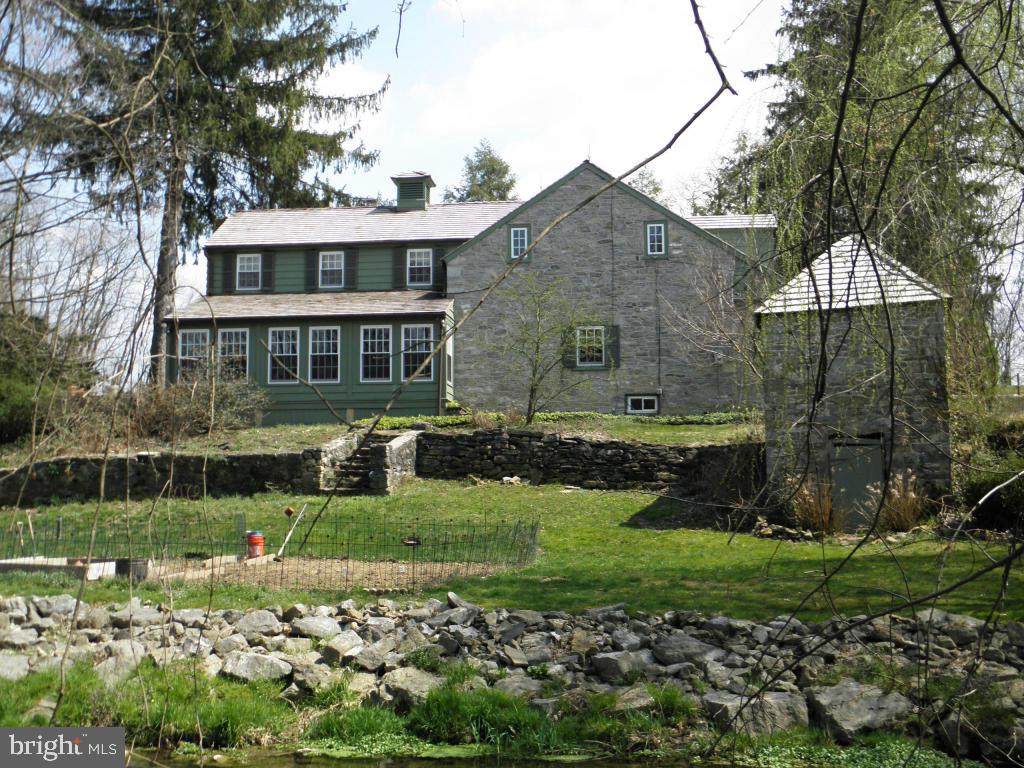 1320 Creek Road Leola, PA 17540 - Photo 22 of 23 Gallery Image 22