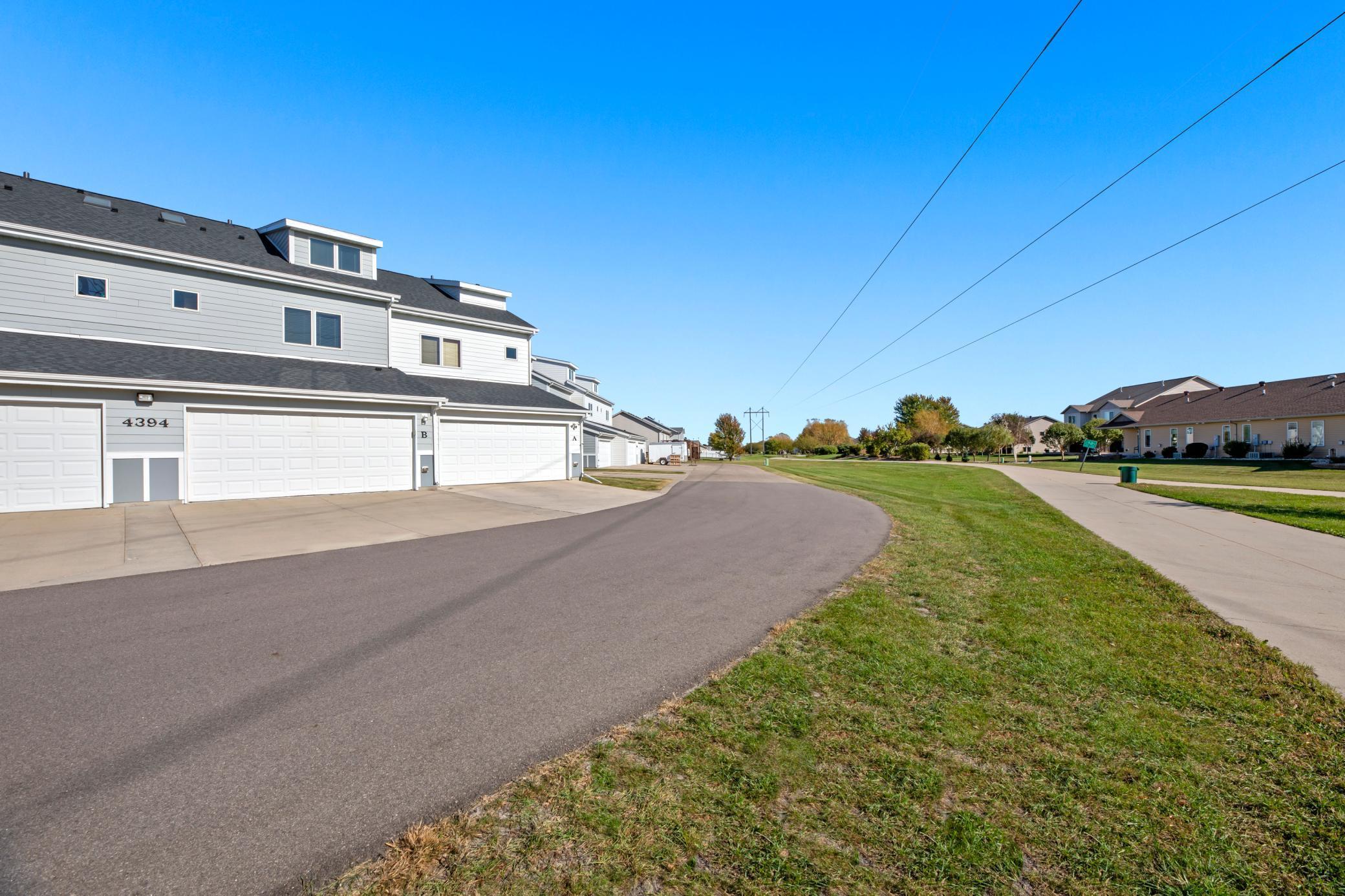 4394 46th Avenue South, Unit B Fargo, ND 58104 - Photo 45 of 48