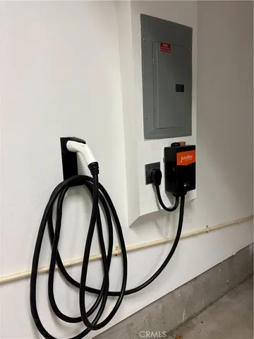 $3,600 | 645 West Foothill Boulevard, Unit 10, Glendora, CA 91741