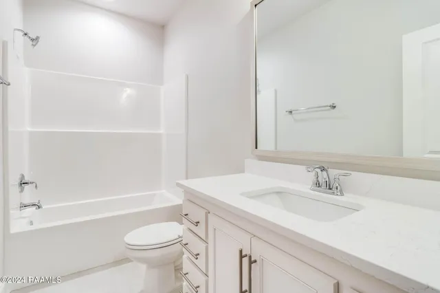 $448,115 | 308 Sweet Harvest Road, Youngsville, LA 70592