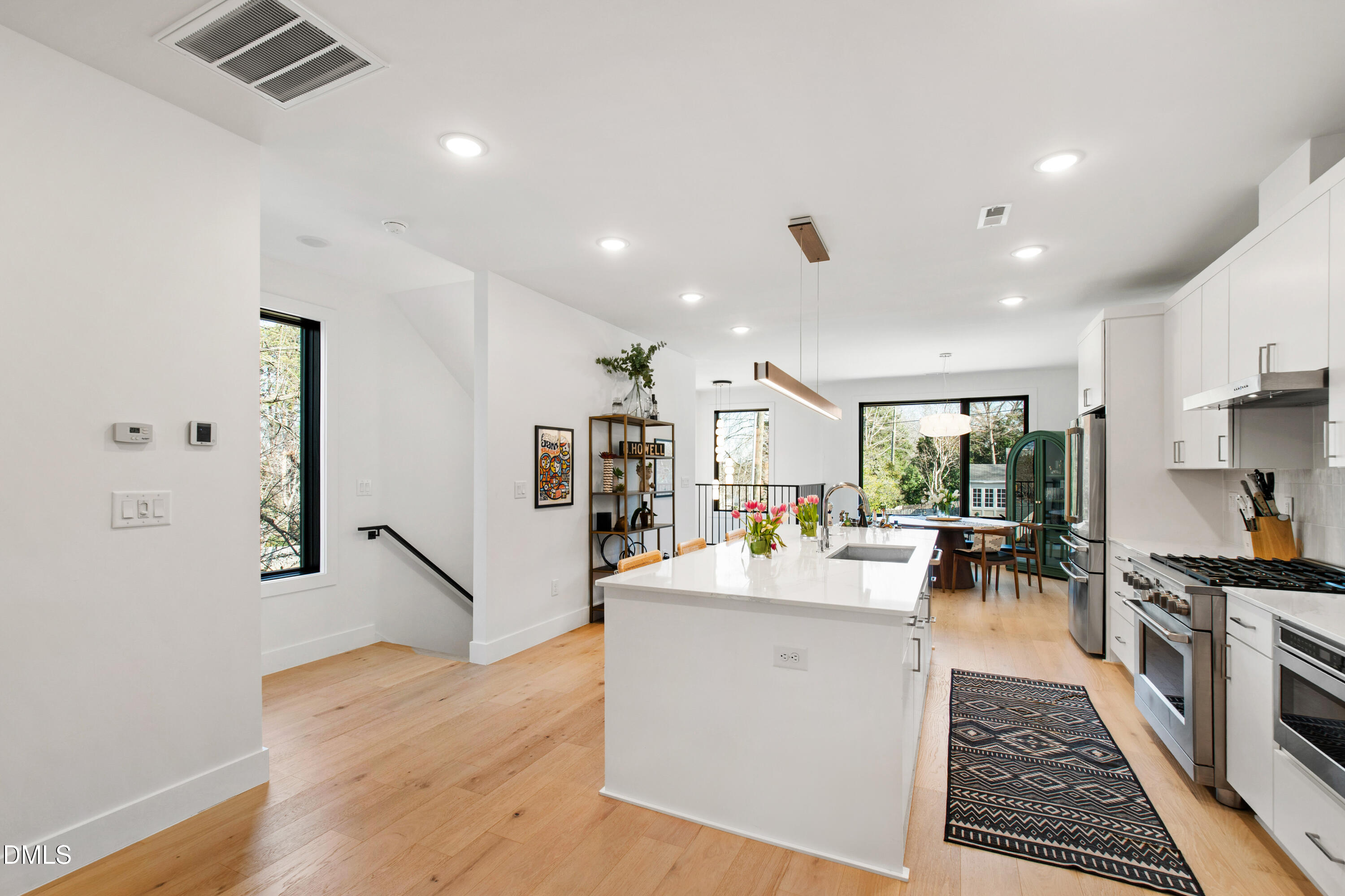 2123 Brewer Street Raleigh, NC 27608 - Photo 15 of 61 Brewer (32)