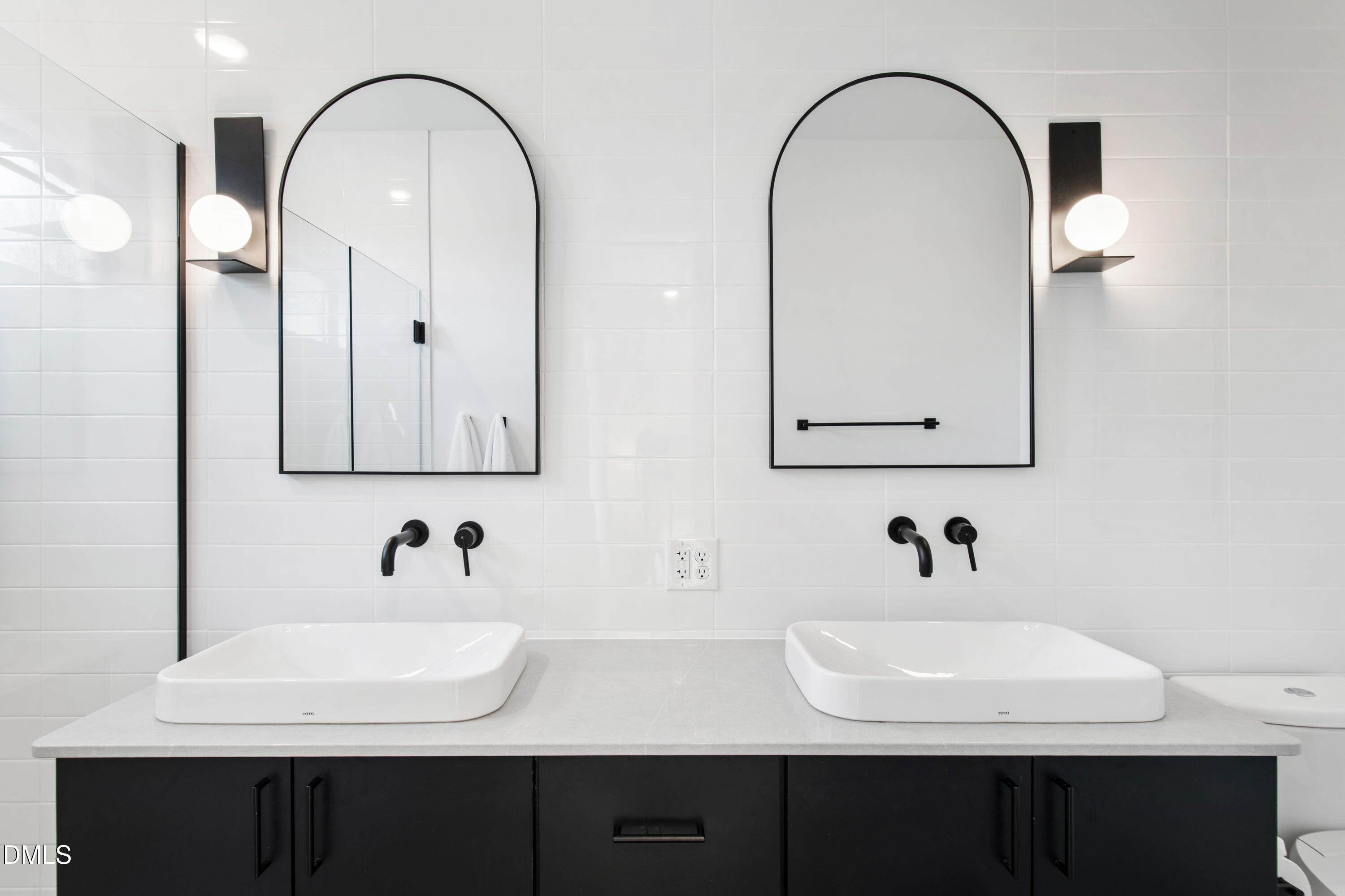 2123 Brewer Street Raleigh, NC 27608 - Photo 27 of 61 Brewer (48)