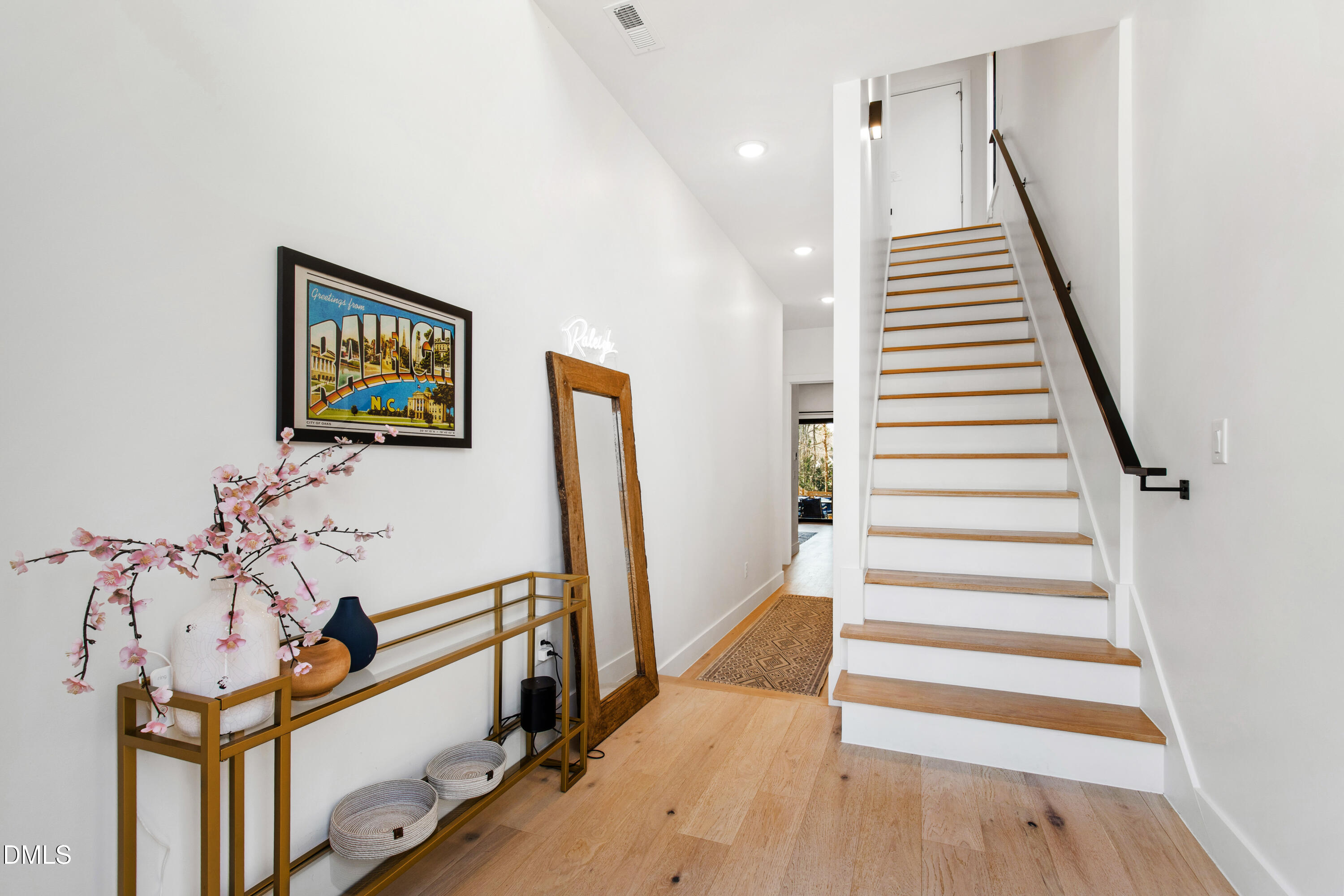 2123 Brewer Street Raleigh, NC 27608 - Photo 2 of 61 Brewer (24)