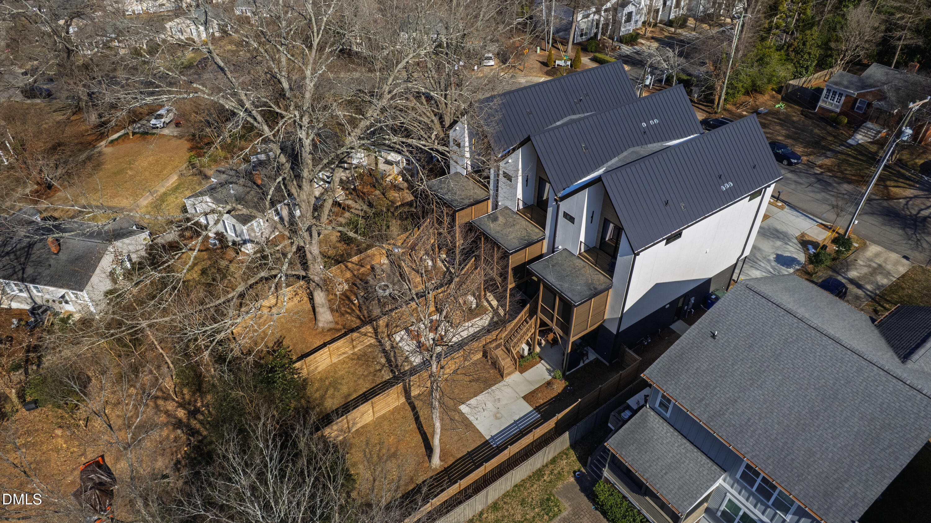 2123 Brewer Street Raleigh, NC 27608 - Photo 52 of 61 Brewer (8)