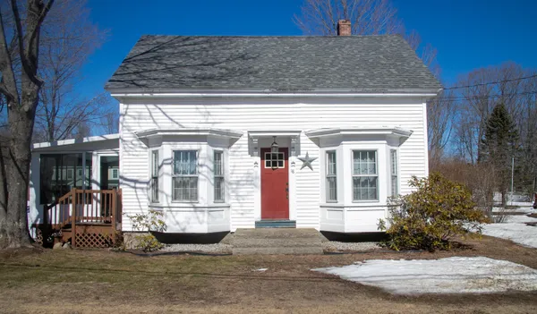 $549,000 | 18 Maple Street, North Berwick, ME 03906