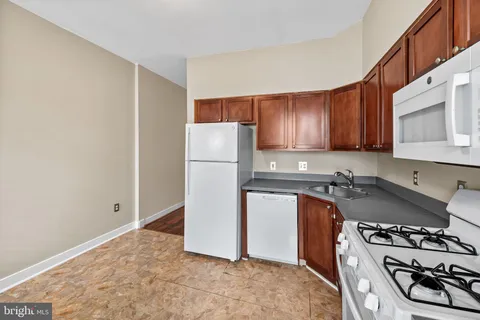 $185,000 | 19 North E Avenue, Baltimore, MD 21224
