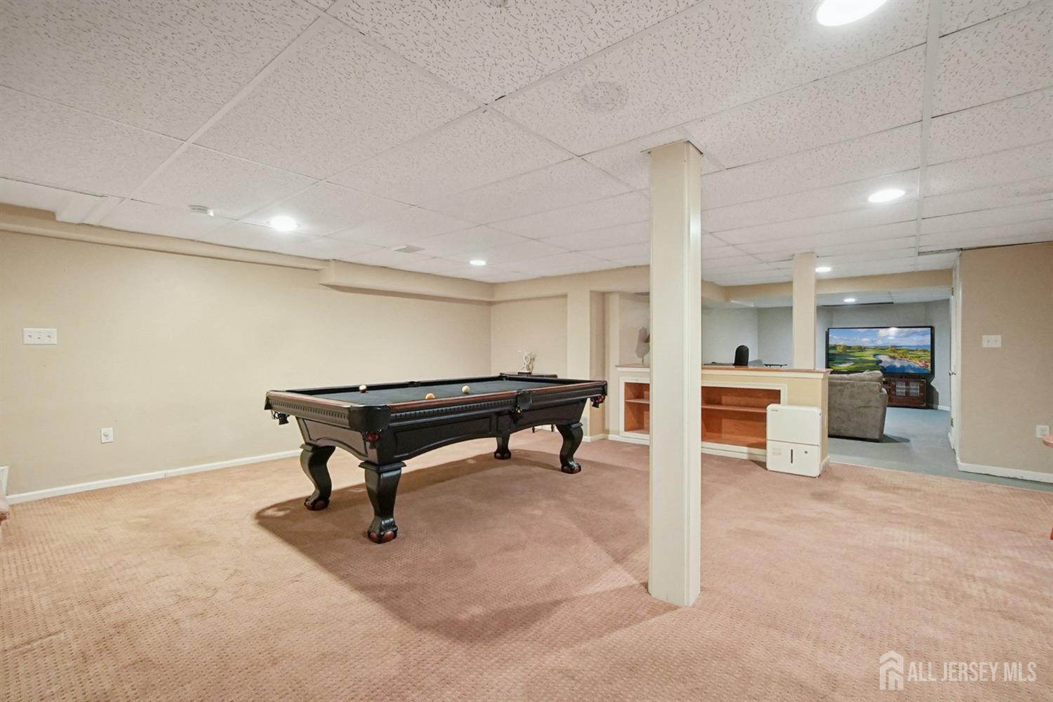 12 Edgewood Road Edison, NJ 08820 - Photo 40 of 68