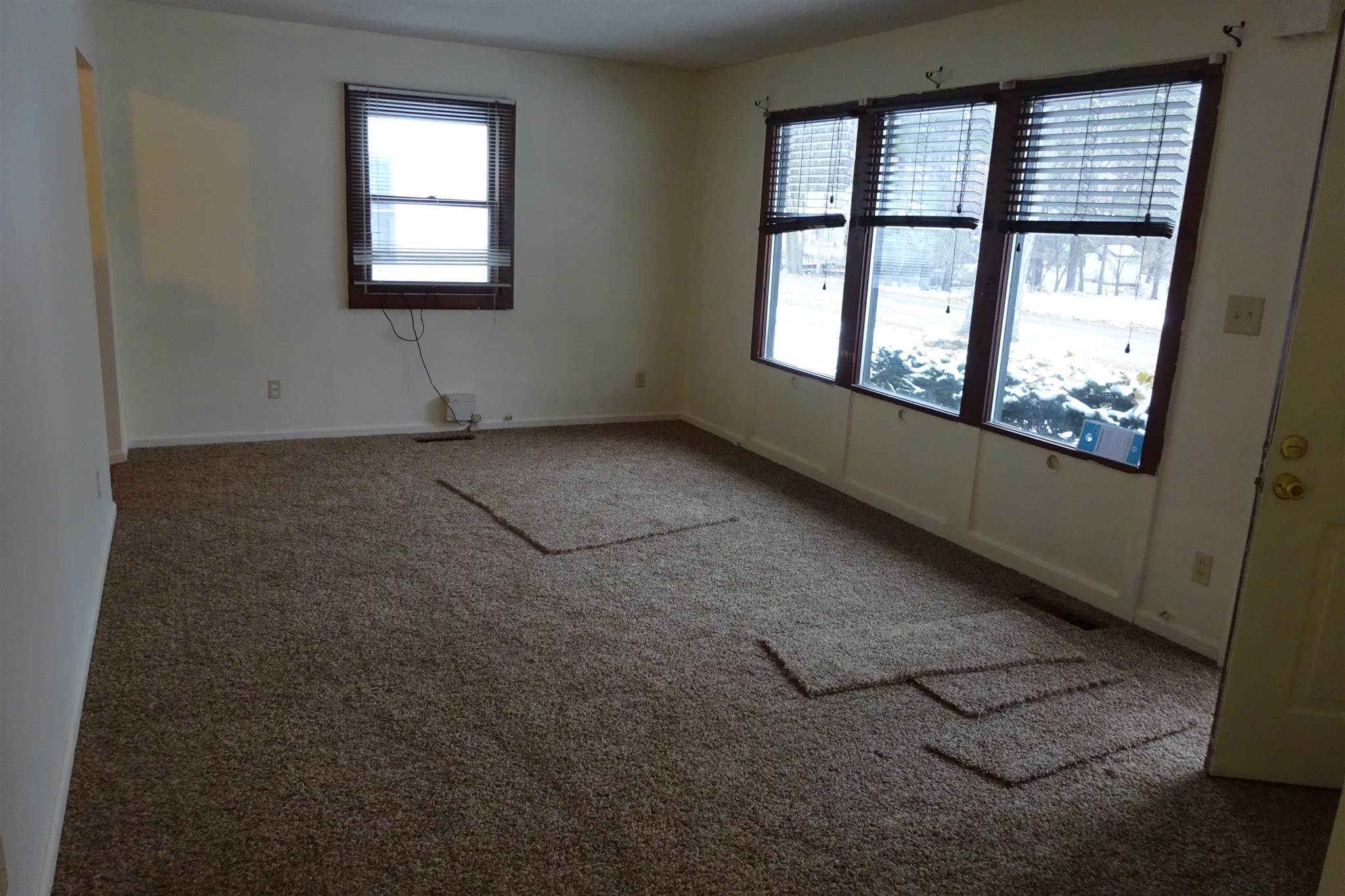 603 West 9th Street Rochester, IN 46975 - Photo 2 of 13