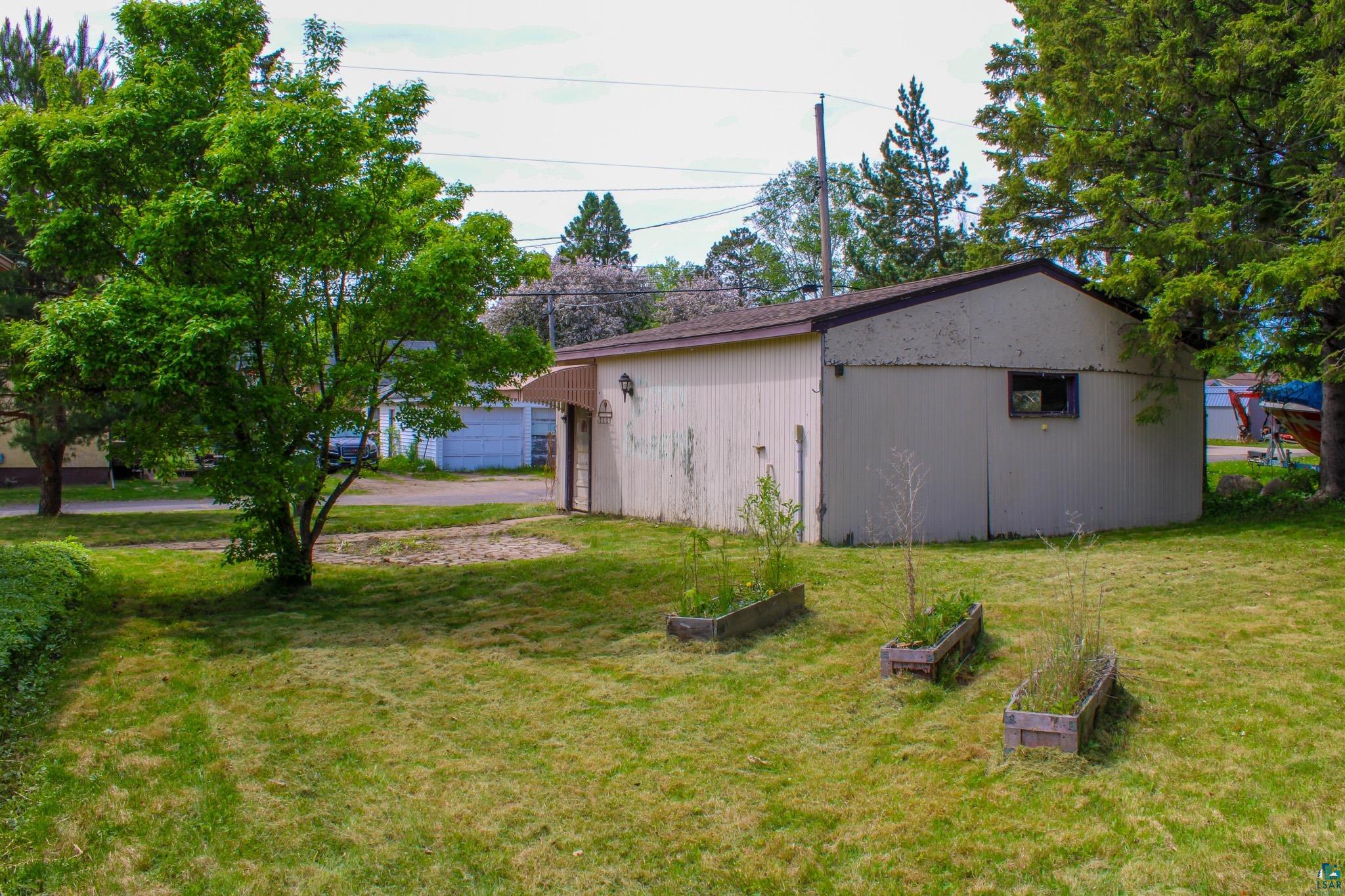 423 East 38th Street Hibbing, MN 55746 - Photo 23 of 38