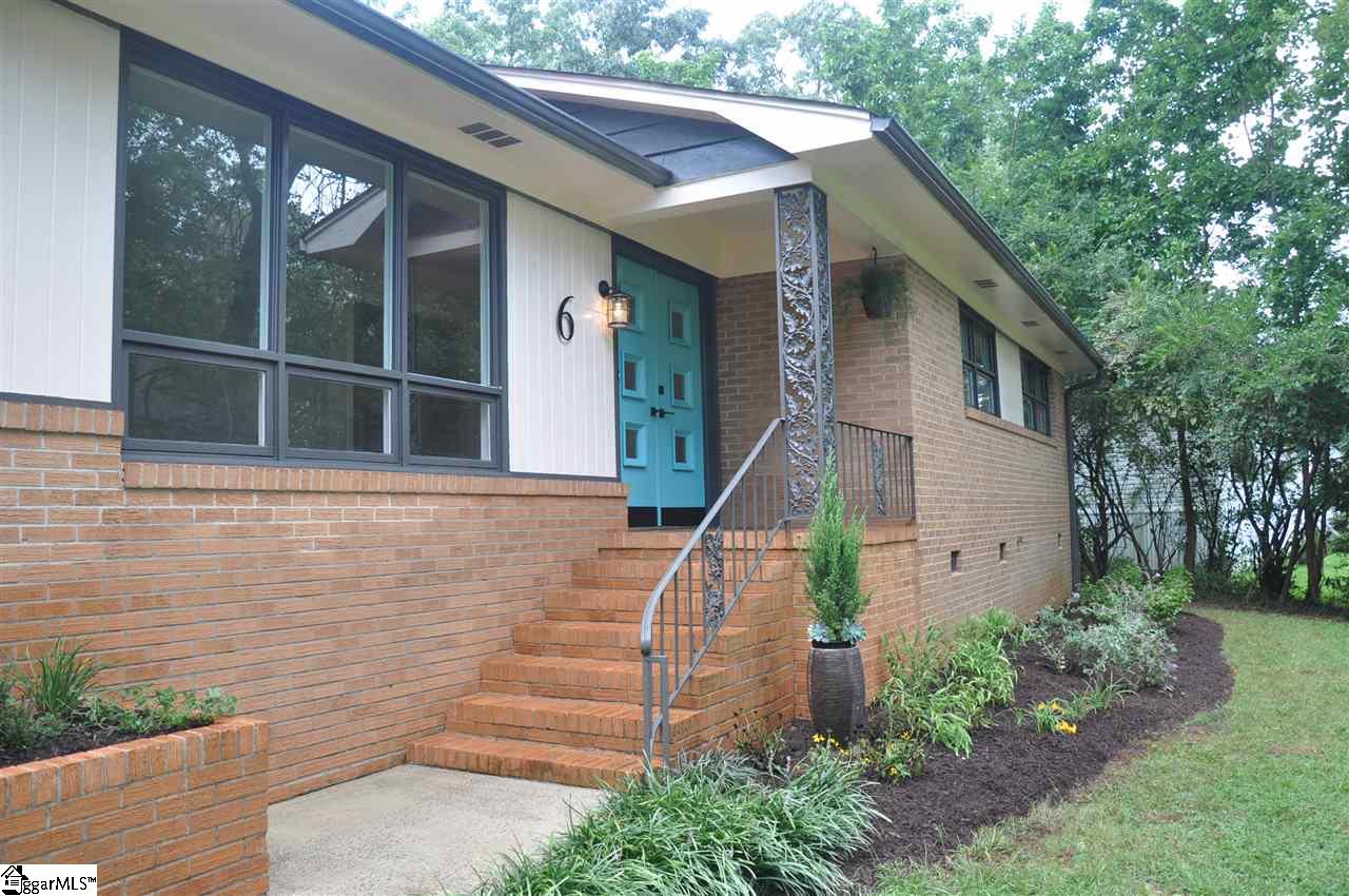 6 East Chaucer Road Greenville, SC 29617 - Photo 2 of 10 Gallery Image 2