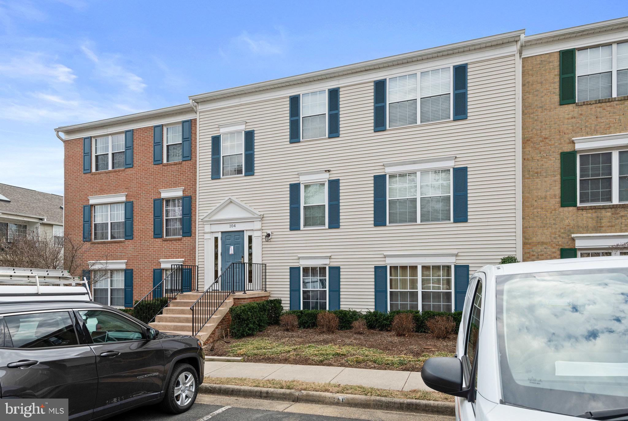 104 Fort Evans Road Southeast, Unit E Leesburg, VA 20175 - Photo 1 of 28 Gallery Image 1