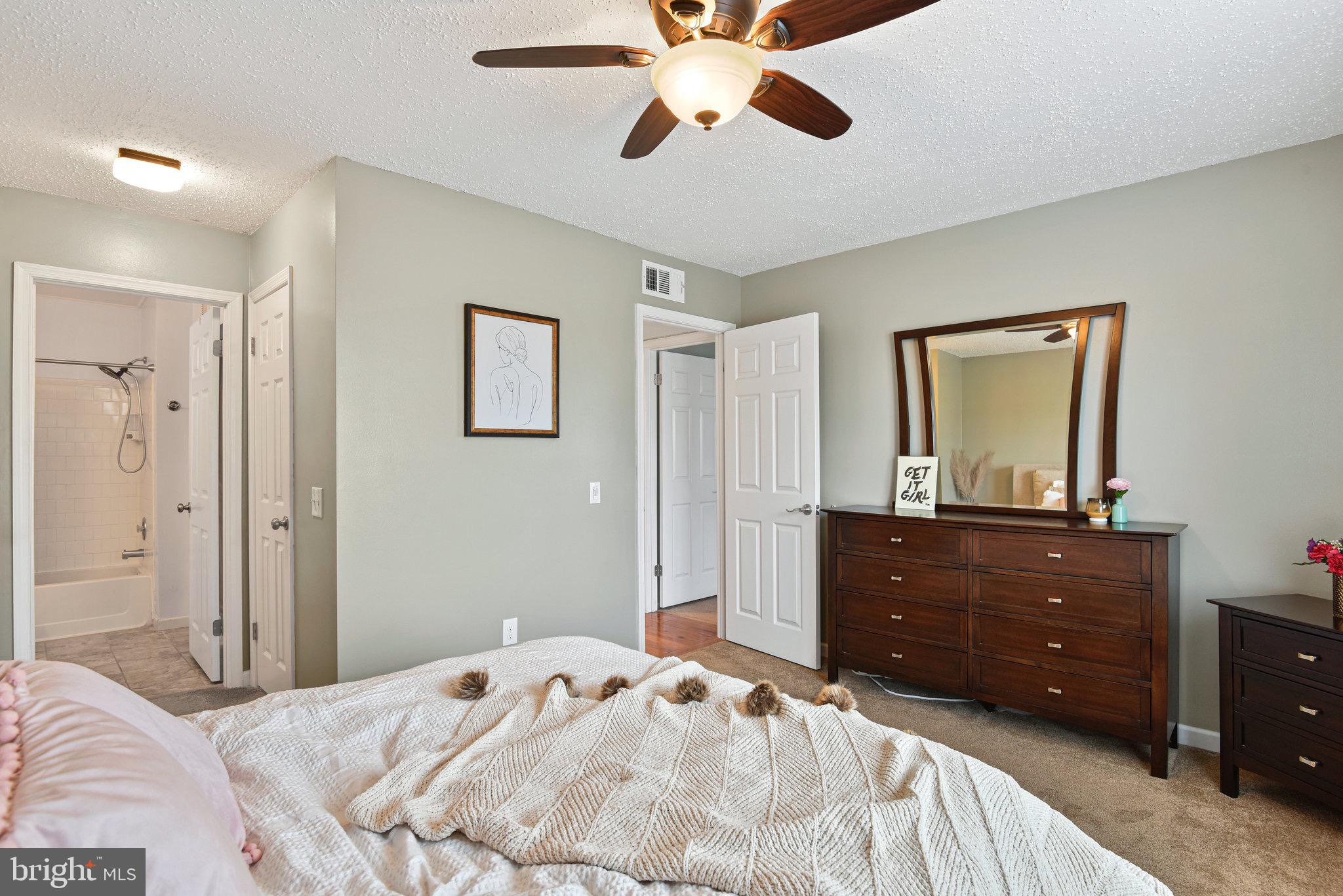 104 Fort Evans Road Southeast, Unit E Leesburg, VA 20175 - Photo 17 of 28 Gallery Image 17