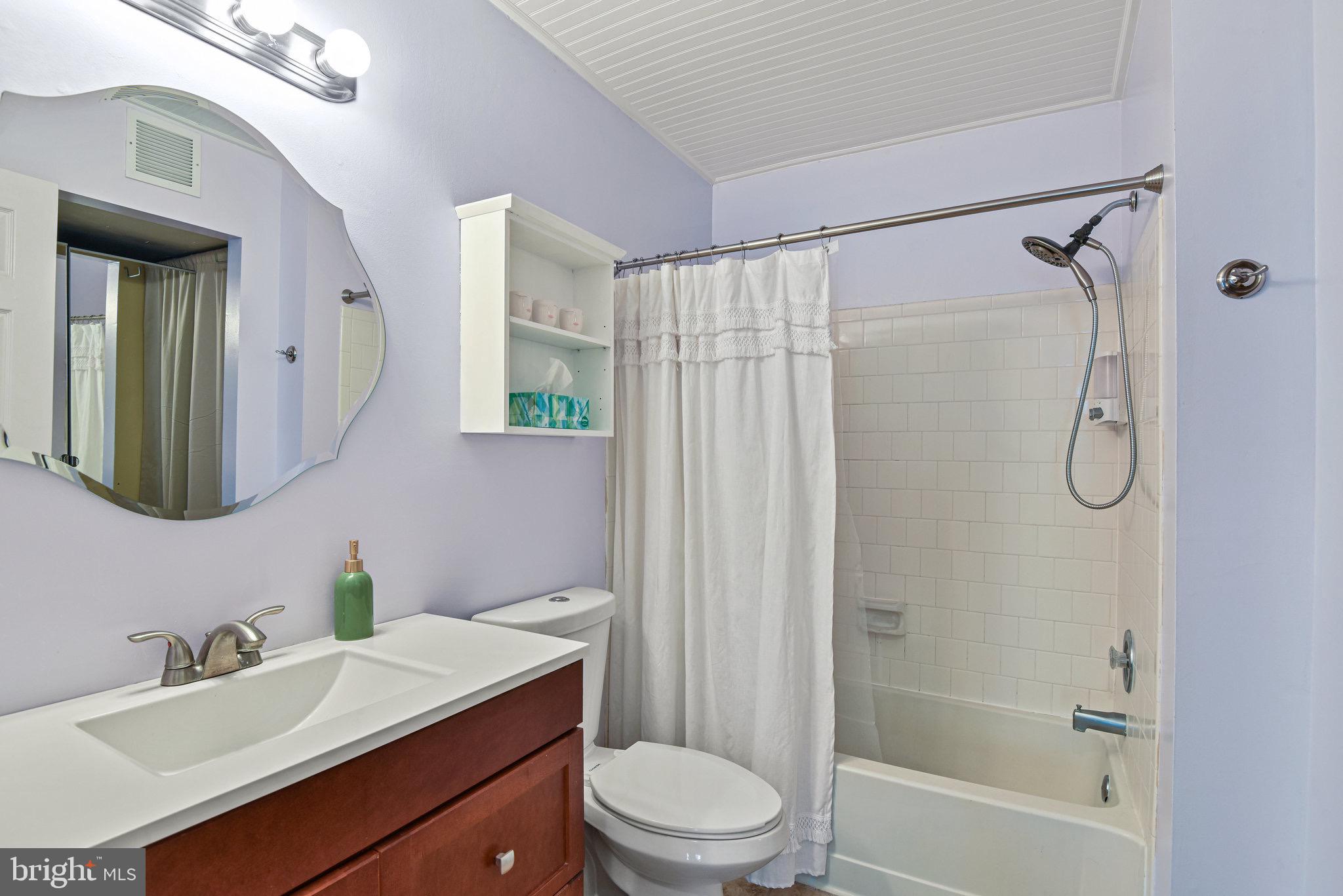 104 Fort Evans Road Southeast, Unit E Leesburg, VA 20175 - Photo 18 of 28 Gallery Image 18
