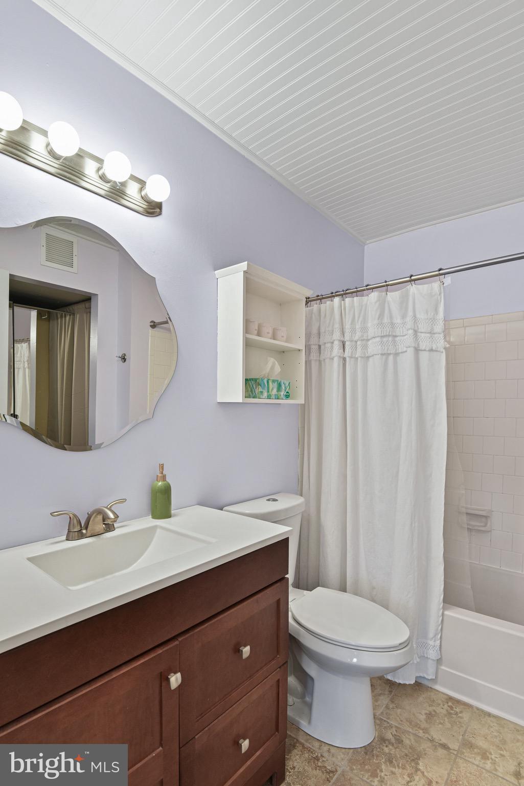 104 Fort Evans Road Southeast, Unit E Leesburg, VA 20175 - Photo 19 of 28 Gallery Image 19