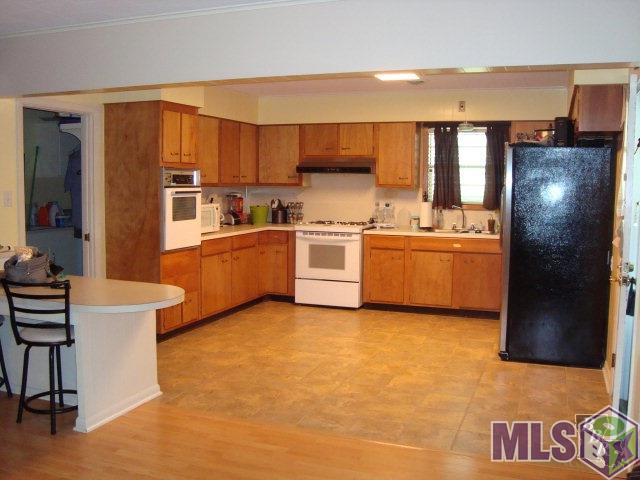 134 Wilson Street Raceland, LA 70394 - Photo 3 of 10 Kitchen