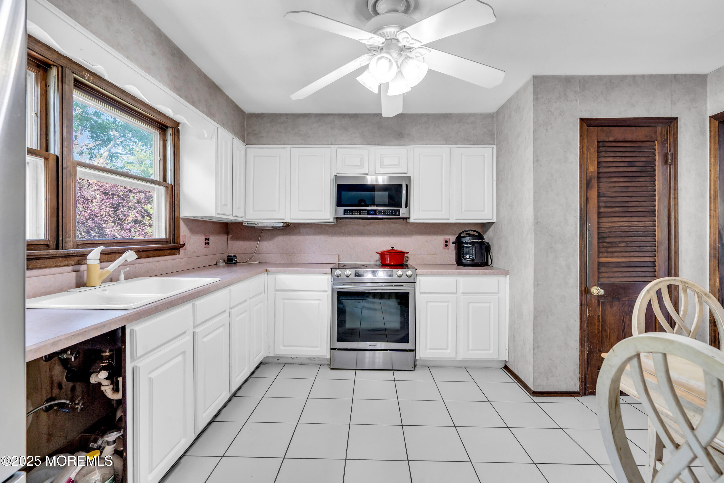 740 Elwood Street Forked River, NJ 08731 - Photo 13 of 30 013_dsc08788_824
