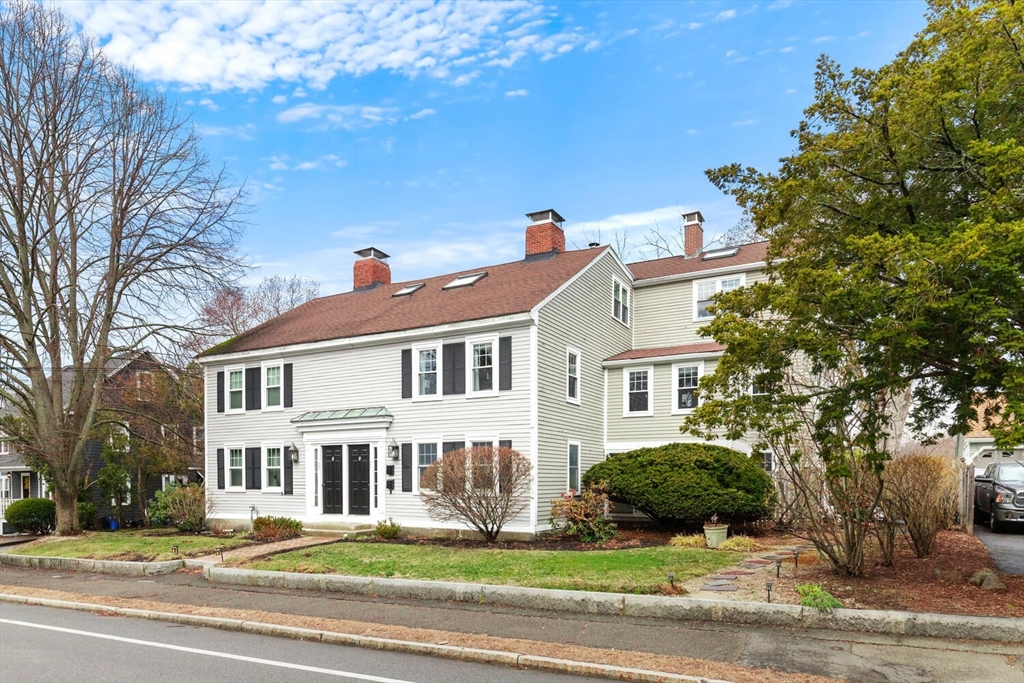 71 Conant Street, Unit 3 Beverly, MA 01915 - Photo 2 of 26