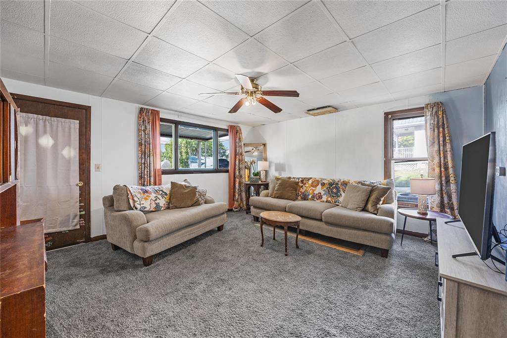 311 St Mary's Street Riverside, IA 52327 - Photo 4 of 25 Gallery Image 4
