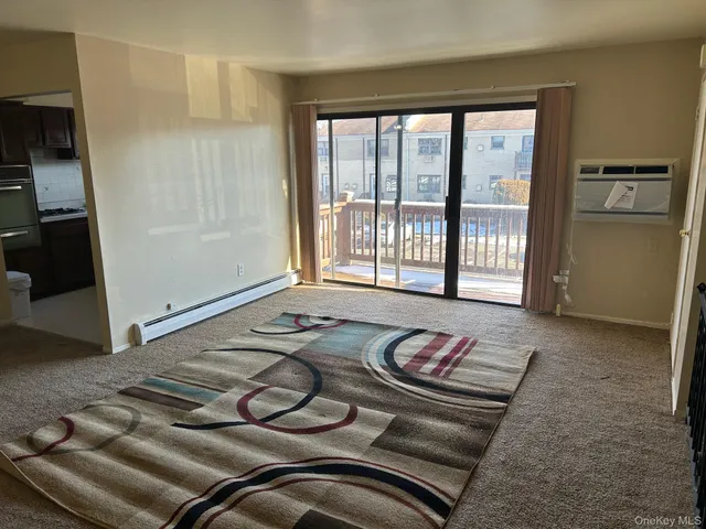 $1,995 | 68 Sneden Place West, Unit 68, Spring Valley, NY 10977