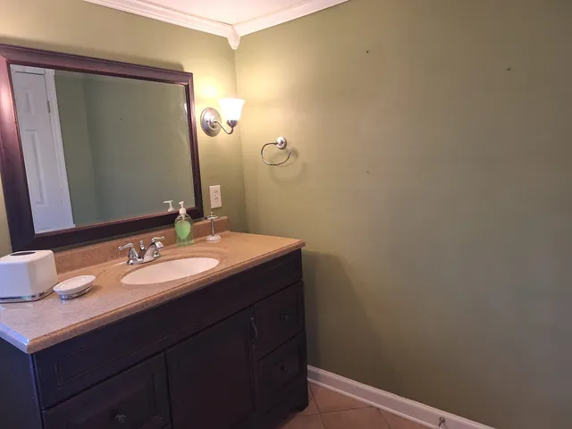 $435,000 | 32 North Bradley Road, Lawrenceburg, TN 38464