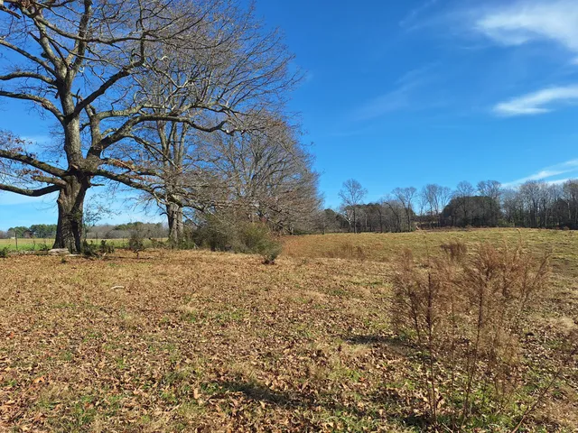 $435,000 | 32 North Bradley Road, Lawrenceburg, TN 38464