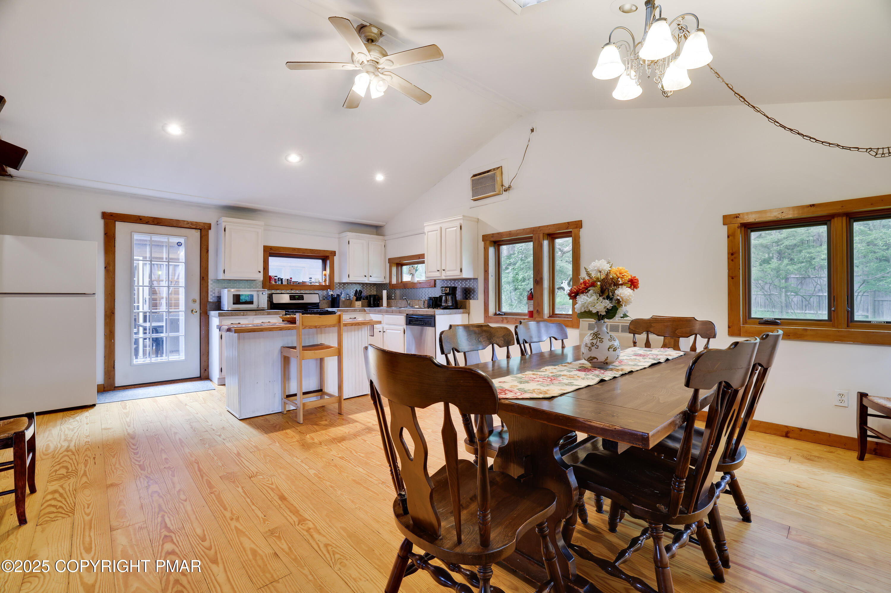 456 Devils Hole Road Cresco, PA 18326 - Photo 13 of 67 RBR51738