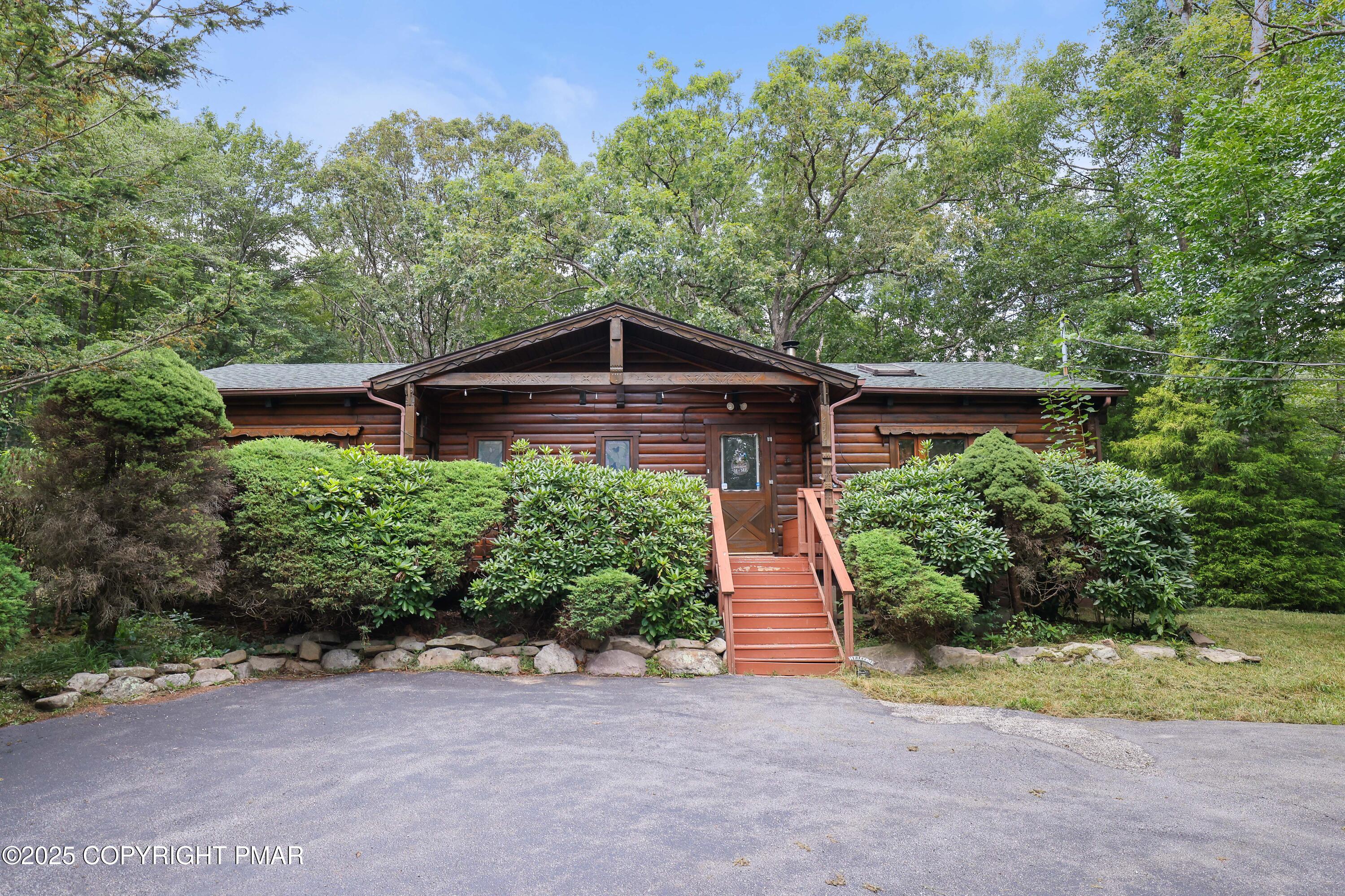 456 Devils Hole Road Cresco, PA 18326 - Photo 3 of 67 RBR51672