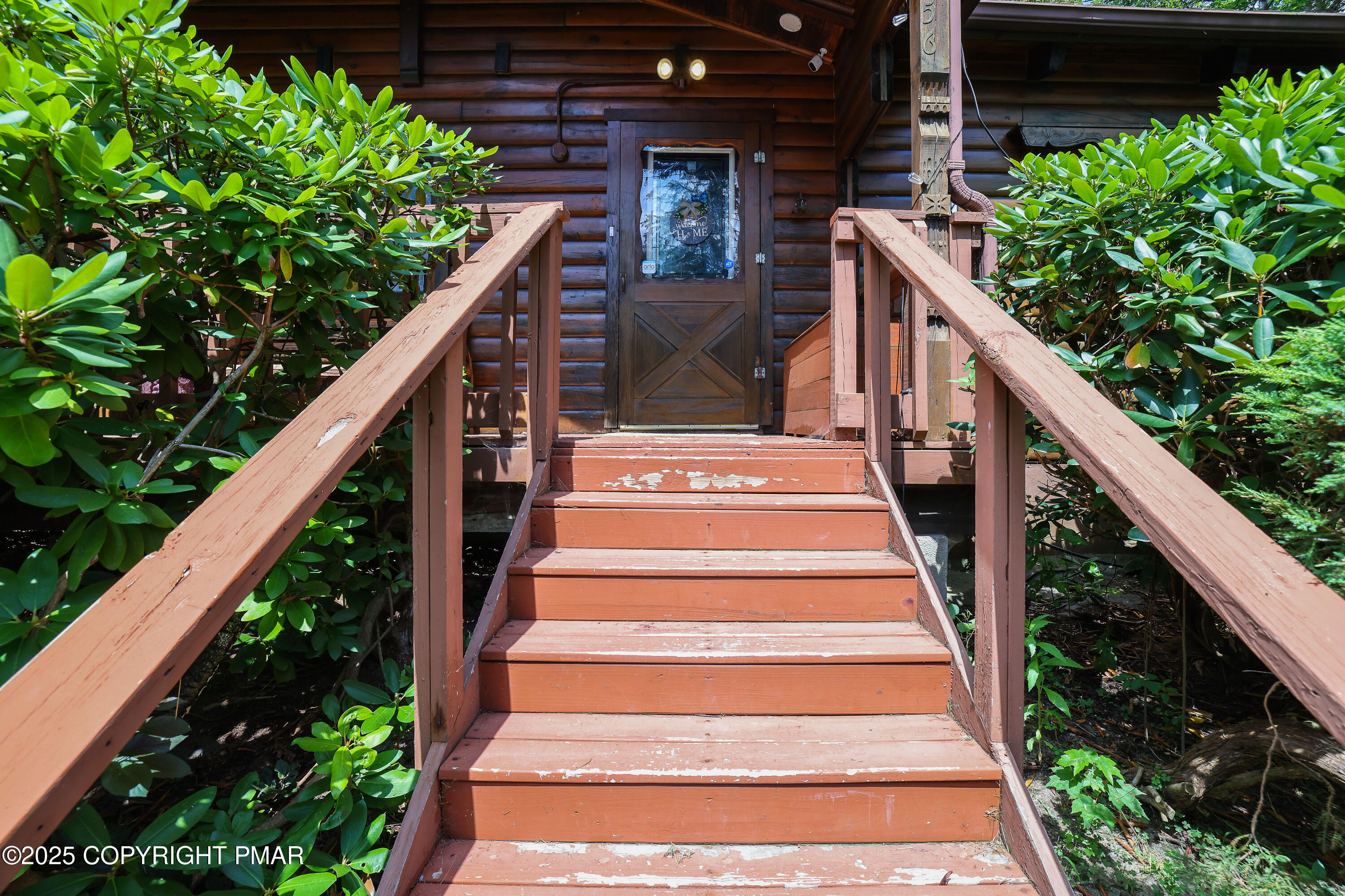 456 Devils Hole Road Cresco, PA 18326 - Photo 4 of 67 RBR51662