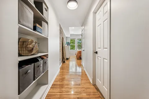 $499,000 | 3049 West Sunnyside Avenue, Unit 2, Chicago, IL 60625