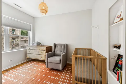 $499,000 | 3049 West Sunnyside Avenue, Unit 2, Chicago, IL 60625