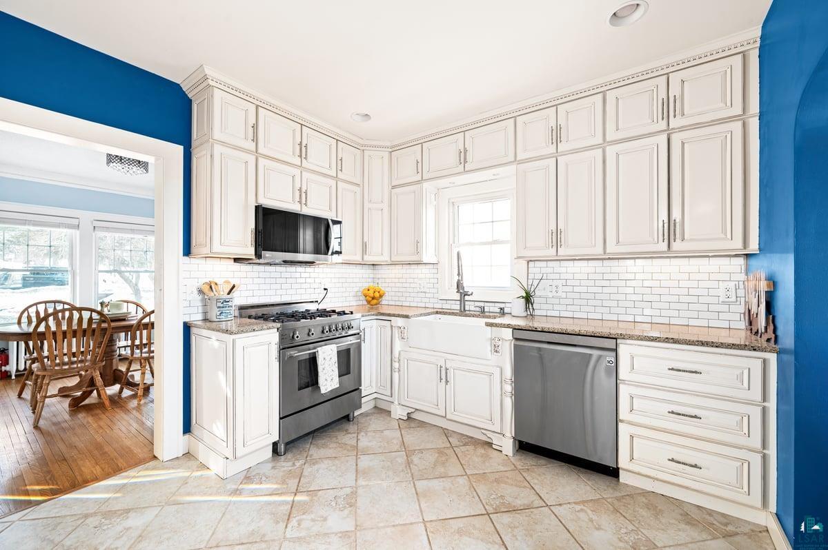 2802 Branch Street Duluth, MN 55812 - Photo 20 of 47