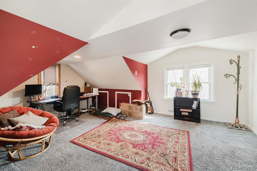 8515 Lake Road Grosse Ile, MI 48138 - Photo 35 of 42 Gallery Image 35