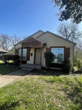 $1,695 | 909 Panhandle Street, Denton, TX 76201