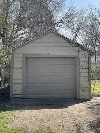 $1,695 | 909 Panhandle Street, Denton, TX 76201