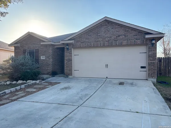 $1,525 | 6547 Luckey Square, San Antonio, TX 78252
