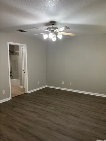 $1,525 | 6547 Luckey Square, San Antonio, TX 78252