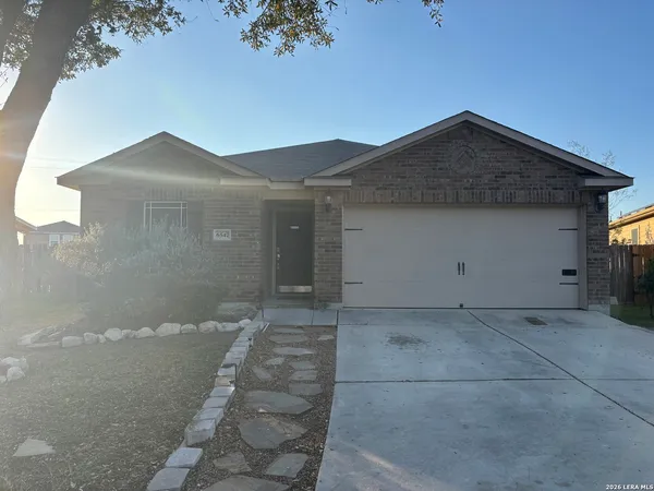 $1,525 | 6547 Luckey Square, San Antonio, TX 78252